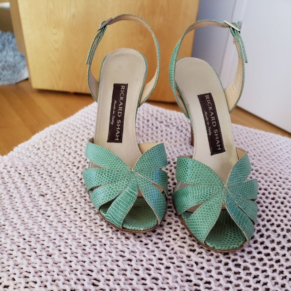 Rickard Shah brand new Yeal slingback
